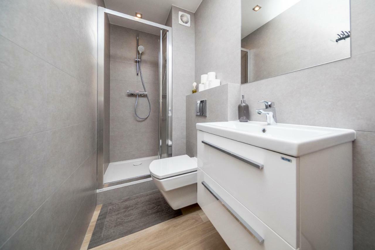 6 Cities Rooms وارسو المظهر الخارجي الصورة