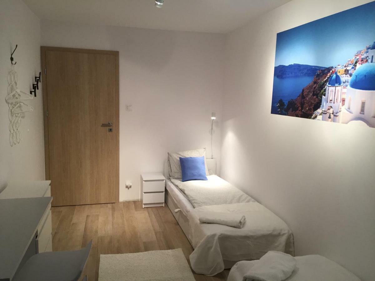 6 Cities Rooms وارسو المظهر الخارجي الصورة